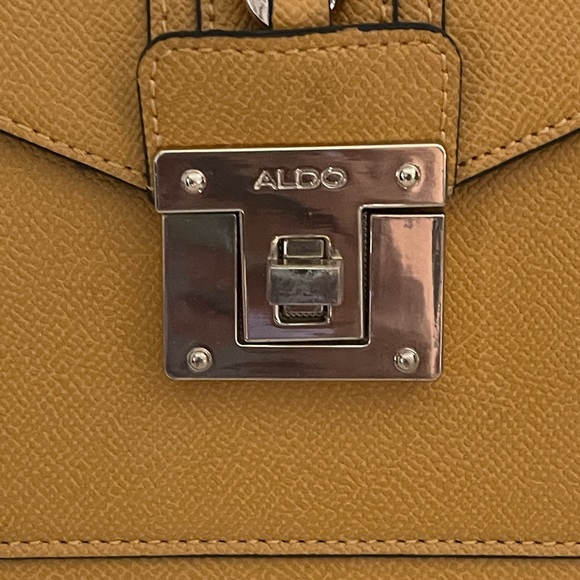 Aldo Yellow Purse - Picture 6 of 6